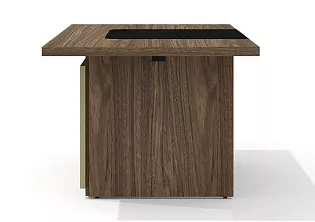 Стол руководителя с декор. траверсом