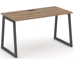 Стол письменный на T1-образных опорах 40х40