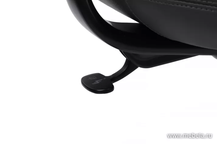 кресло RV-Аворио-М