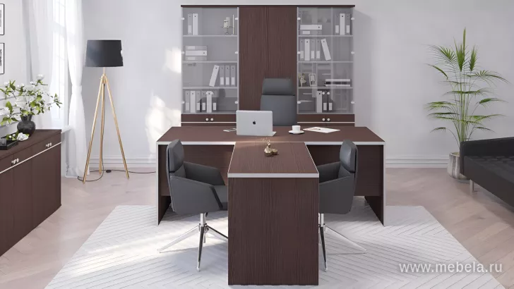 кабинет директора Свифт