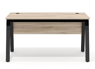 Стол прямой на металлокаркасе