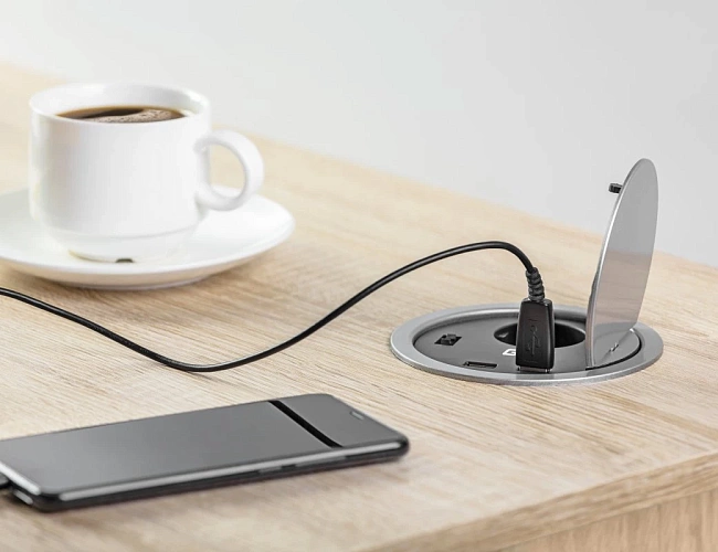 фото Розетка круглая Charger №2