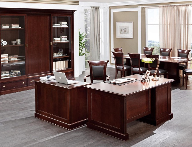 фото кабинет директора Doge №2